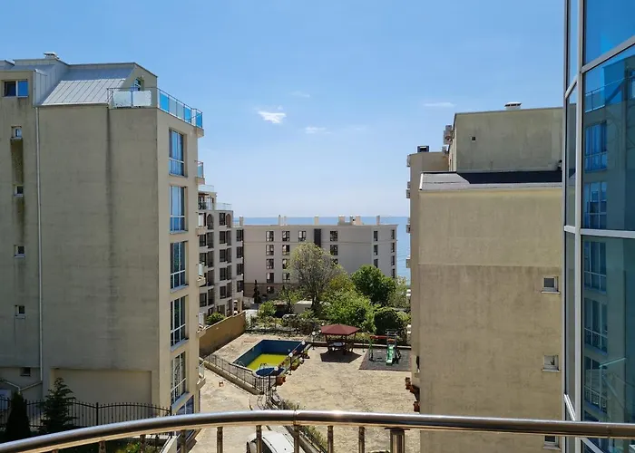 кабакум морски бриз на крачки от плажа Varna